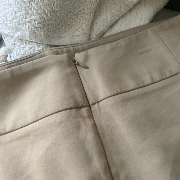 Khaki pencil skirt - Picture 3 of 4